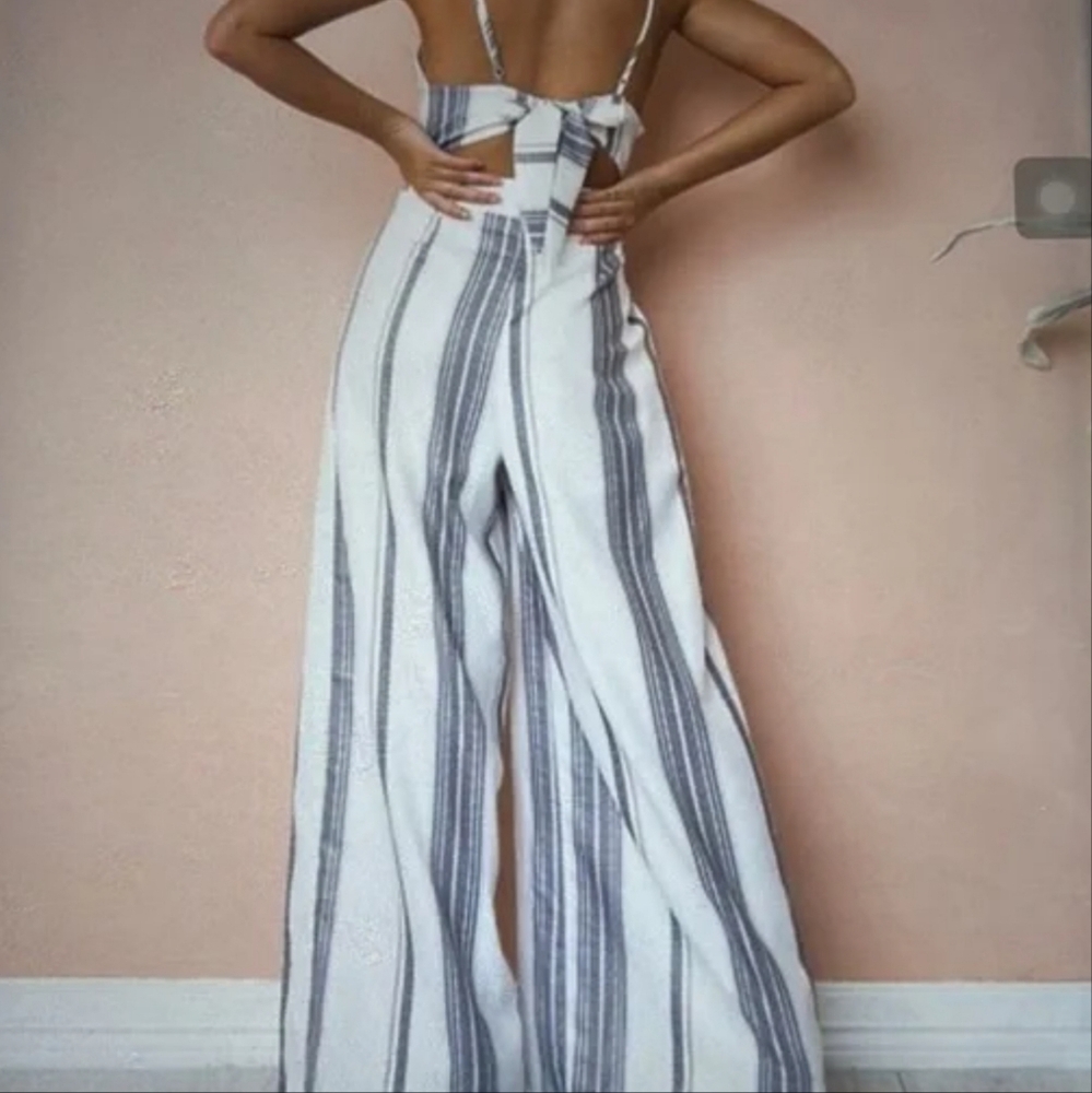 SUCREFAS Boho Blue White Striped Wide Leg Jumpsuit V-Neck Tie Back Size Large - Picture 2 of 12